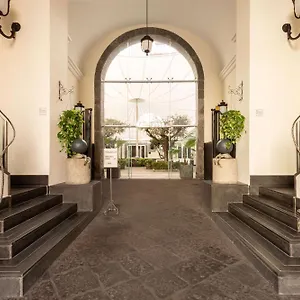 4* Hotel Mgallery Palazzo Caracciolo - Collection