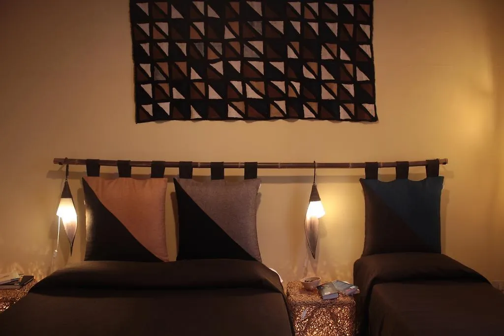 Bed and Breakfast Dimora Dei Giganti Napoli Bed & Breakfast