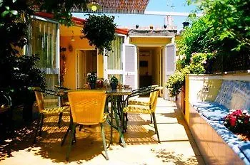 Bed & Breakfast Bed and Breakfast Dimora Dei Giganti Napoli