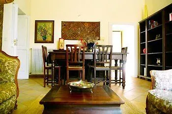 Bed and Breakfast Dimora Dei Giganti Napoli Bed & Breakfast