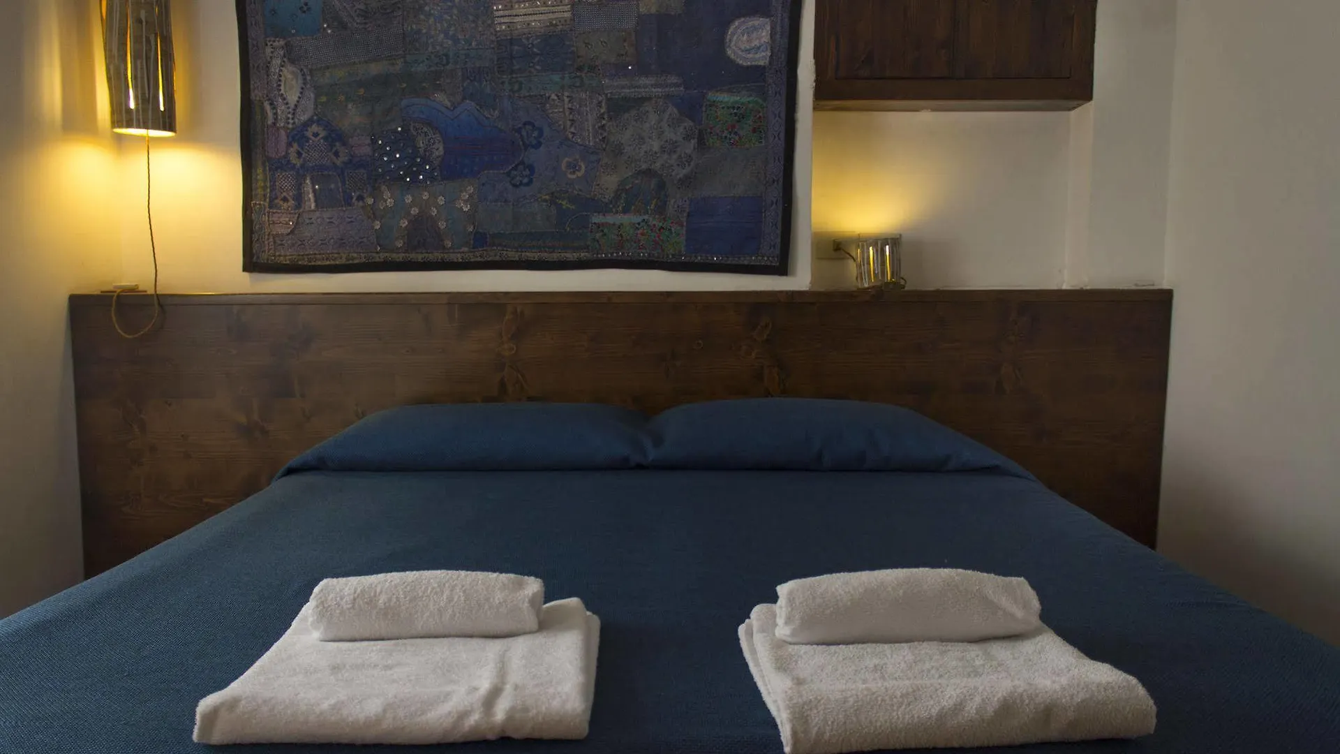 *** Bed & Breakfast Bed and Breakfast Dimora Dei Giganti Napoli Italia