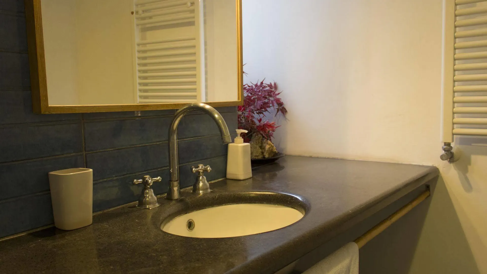 Bed & Breakfast Bed and Breakfast Dimora Dei Giganti Napoli