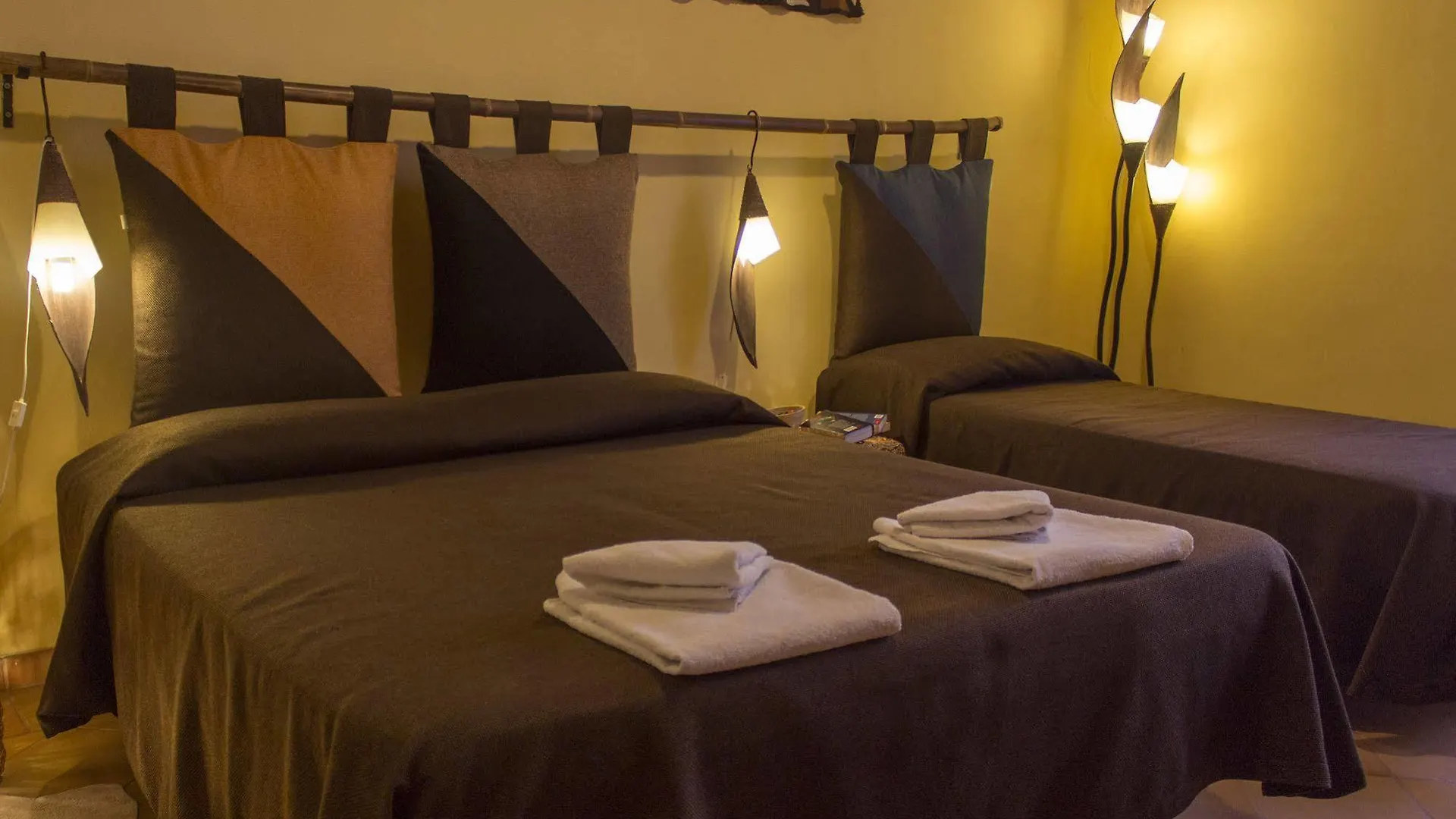 Bed and Breakfast Dimora Dei Giganti Napoli 3*,  Italia
